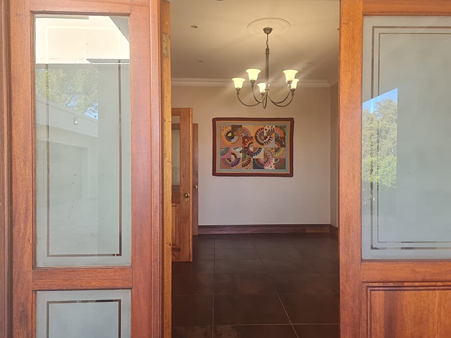 6 Bedroom Property for Sale in Senekal Free State